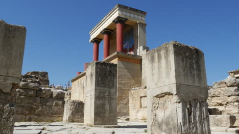 Griechenland-Kreta-Knossos-Restaurierte-Ruine-Seitenansicht