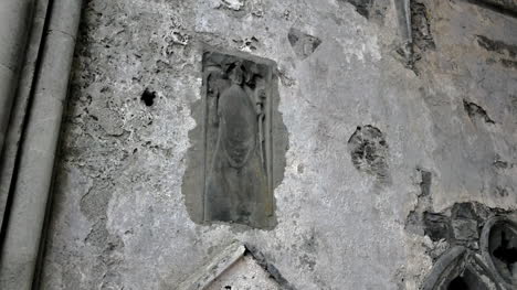 Ireland-Corcomroe-Abbey-Carved-Figure-In-Wall-Zoom-In