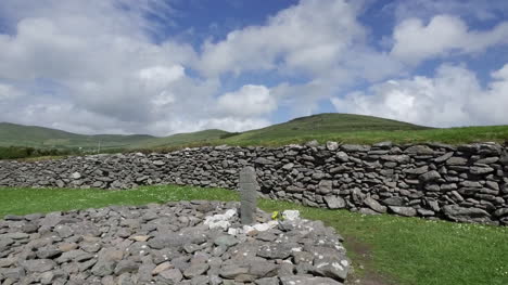 Ireland-Dingle-Ogham-Stone-And-Wall