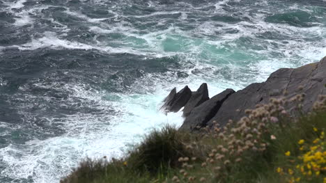 Ireland-Dingle-Looking-Down-At-Sea-Rocks