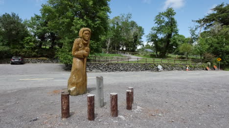 Irland-Kerry-Druiden-Holzschnitzerei