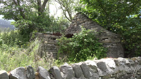 Ireland-County-Mayo-Abandoned-Cottage