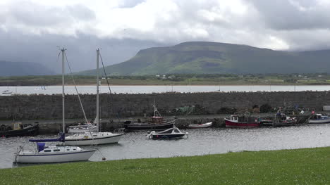 Ireland-Mullaghmore-Harbor-Pan