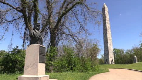 Mississippi-Vicksburg-Schlachtfeldstatue-Und-Denkmal