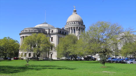 Mississippi-Statehouse-Side-View