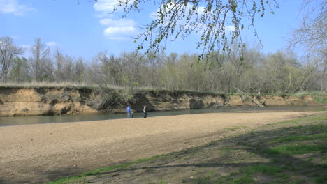 Missouri-Stream-And-Clay-Bank-With-Family
