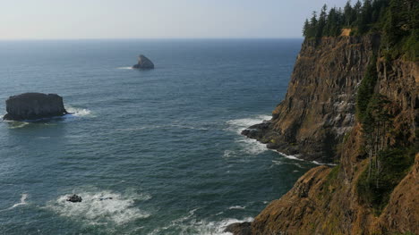 Oregon-Three-Capes-Cliffs