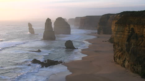 Australia-Great-Ocean-Road-12-Apostles-Grey-With-Cliffs