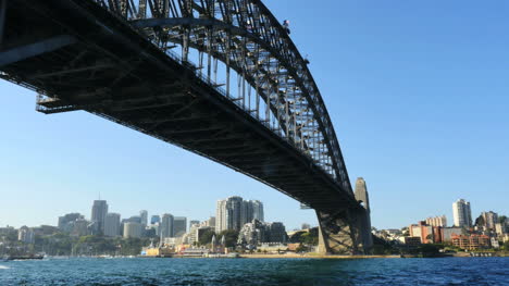 Australia-Sydney-Harbour-Bridge-With-Motorboat-Passing-Under