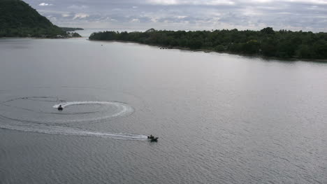 Vanuatu-Jet-Boats-Circle