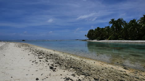 Aitutaki-Channel-Meets-Reef
