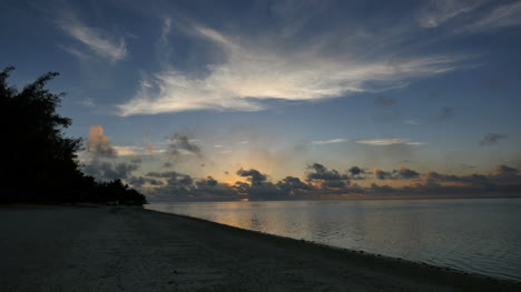 Aitutaki-Sunset-Time-Lapse