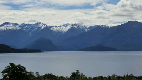 Nueva-Zelanda-Lago-Manapouri-En-La-Tarde-Zoom
