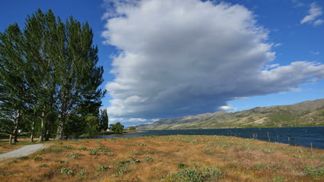 New-Zealand-Cloud-Looming-Over-Lake-Dunstan