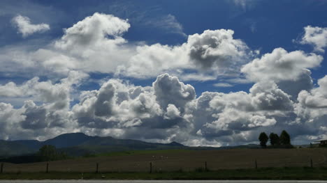 New-Zealand-Clouds-On-Horizon