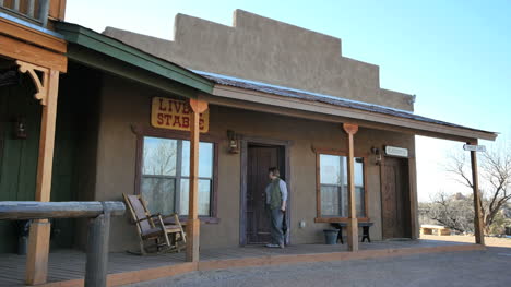 Arizona-Tombstone-Ranch-Hotel-Mit-Besuchern
