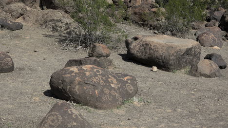 Petroglifos-De-Arizona-En-Piedra