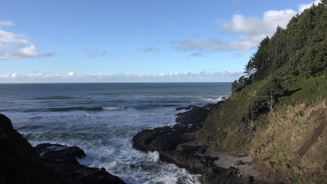 Oregon-Coast-With-View-At-Cape-Perpetua-Sound