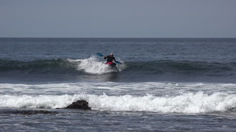 California-Santa-Cruz-Kayak-In-Waves-Slow-Motion