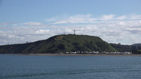 Chile-Puerto-Montt-Kreuz-Auf-Der-Insel