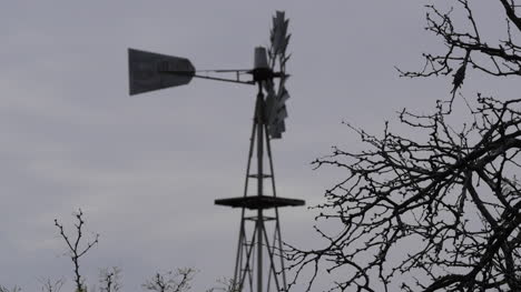 Texas-Big-Bend-Windmill-Side-View