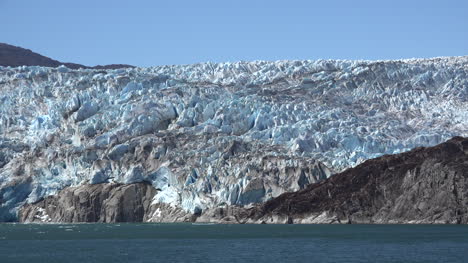 Chile-Glaciar-Tempanos-Pasando-Frente-De-Hielo