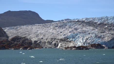 Chile-Tempanos-Glacier-Passing-Ice-Front-And-Rocks