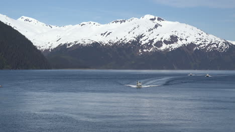 Alaska-Boats-Approaching-Whittier-Zoom-In
