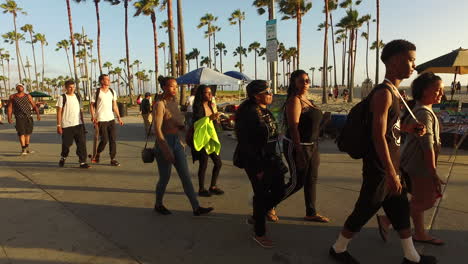 Los-Angeles-Venice-Beach-Boardwalk-Pan-Right