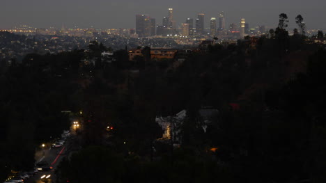 Los-Angeles-At-Night-With-Skyline-And-Traffic-Time-Lapse