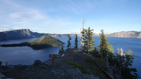 Oregon-Crater-Lake-In-Evening-With-Danger-Sign