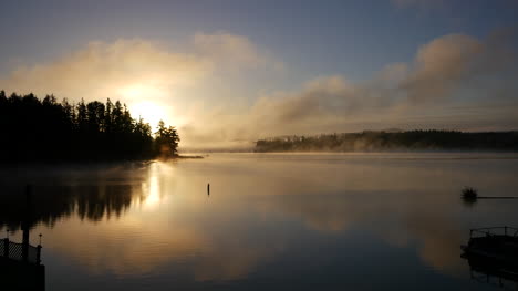 Washington-Sunrise-On-Silver-Lake
