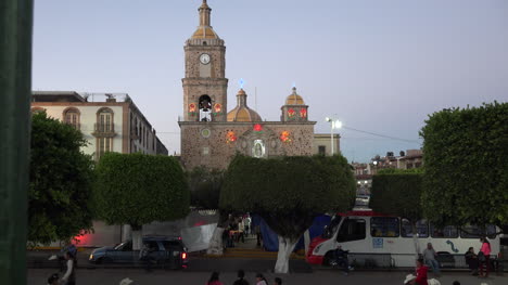 Mexico-Arandas-Zooms-To-Virgin-Of-Guadalupe-On-Church