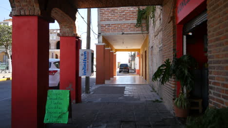 Mexico-Santa-Maria-Del-Valle-Covered-Sidewalk