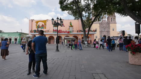 Mexico-Dolores-Hidalgo-Plaza-En-Navidad