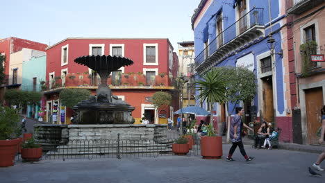 Mexico-Guanajuato-Plaza-With-People