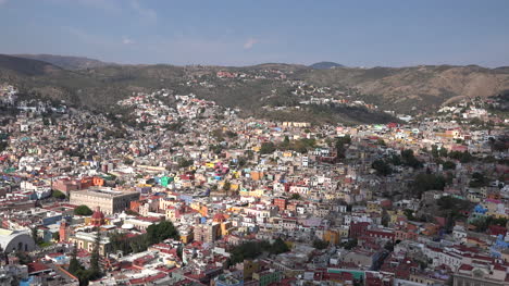 Mexico-Guanajuato-Zooms-To-View-Of-City