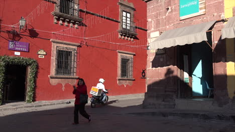 Mexiko-San-Miguel-Haus-Mit-Roter-Wand
