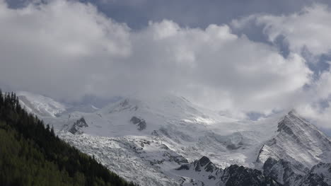 Frankreich-Mont-Blanc-Gipfel-Mit-Wolkenpfanne