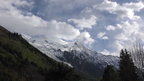Frankreich-Mont-Blanc-Blick-Mit-Wolke