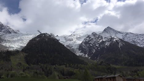 Frankreich-Mont-Blanc-Zoom-Auf-Kleinen-Gletscher