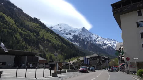 Frankreich-Straße-In-Chamonix-Mit-Mont-Blanc