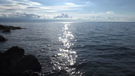 Croatia-Adriatic-Sea-With-Sun-Sparkles