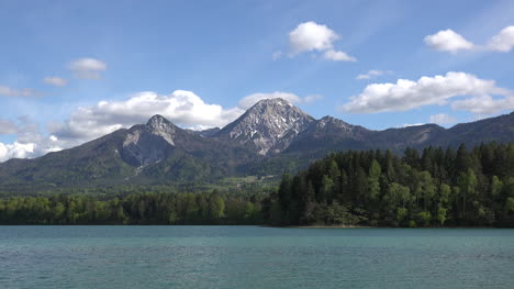 Austria-Faaker-See-Se-Aleja-De-La-Montaña