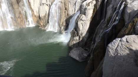 Idaho-Shoshone-Falls-zooms-to-base-of-waterfall