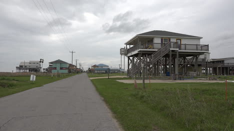 Louisiana-Holly-Beach-houses-on-stilts