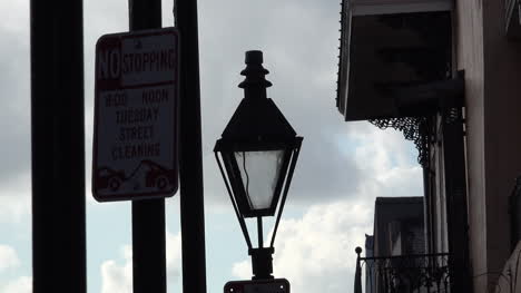 New-Orleans-street-light