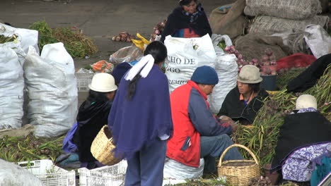 Ecuador-market-Ambato