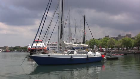 Rhodes-Segelboot