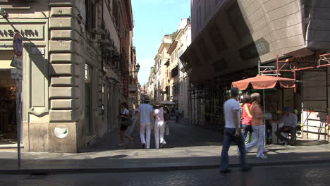 Roma-Calle-Estrecha